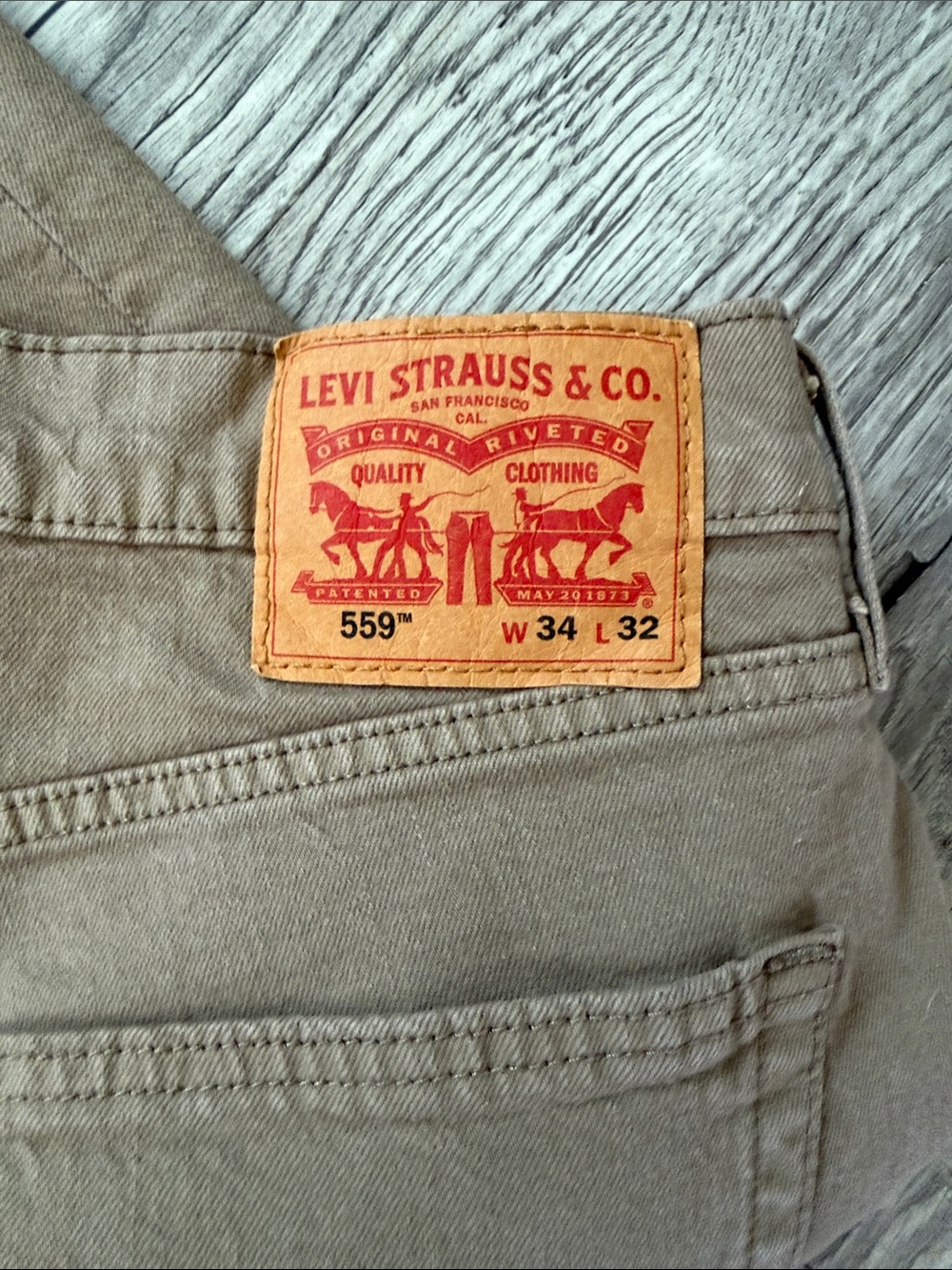 Levi's 559 Relaxed Straight Jeans - Picture 2 of 3